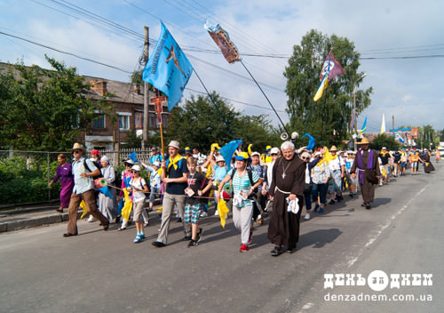 Паломники з Шепетівки прямують до головної католицької святині України