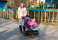 У Шепетівці міський парк — улюблене місце для прогулянок із маленькими дітьми