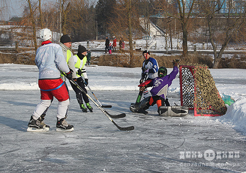 На Шепетівщині вирували хокейні пристрасті