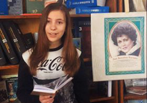 В Городищенській сільській бібліотеці декламували вірші Ліни Костенко