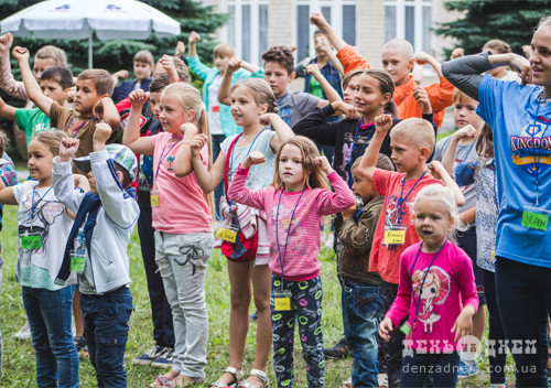 У Шепетівці християнський табір щодня збирає понад півсотні дітей