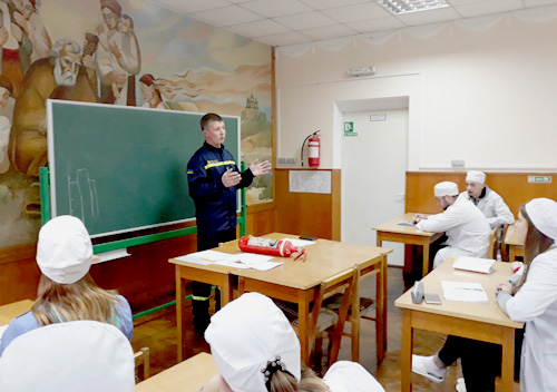 У Шепетівському медучилищі провели тиждень знань із основ безпеки життєдіяльності
