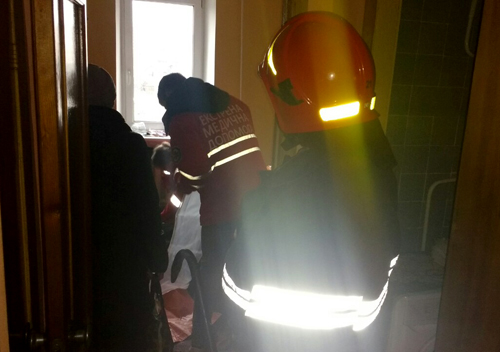 Рятувальники допомогли медикам потрапити у помешкання родини інвалідів