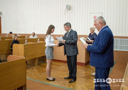 Грошові премії отримали найрозумніші та найталановитіші учні Шепетівки