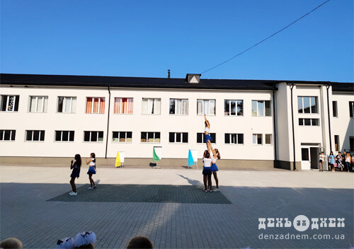 На Святі першого дзвінка в Судилківському ліцеї відкрили футбольне поле