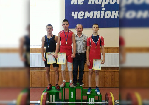 Шепетівчанин здобув срібло на чемпіонаті України з важкої атлетики