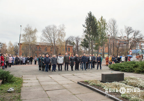 Шепетівчани вшанували полеглих у Другій світовій війні