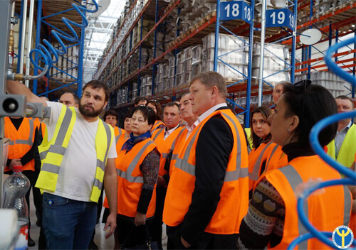 Працівники служб зайнятості Хмельниччини переймали досвід співпраці з роботодавцями у Славуті