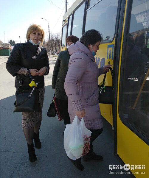 Судилківська ОТГ організувала перевезення медиків до місця роботи шкільними автобусами
