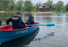 Шепетівські рятувальники навчали безпечно відпочивати на водоймищах