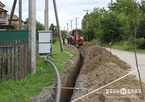 У віддаленому мікро­районі Шепетівки до серпня можуть завершити будівництво водогону