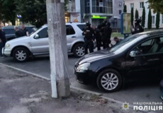 У серійних квартирників, крім краденого, виявили і тротилові шашки
