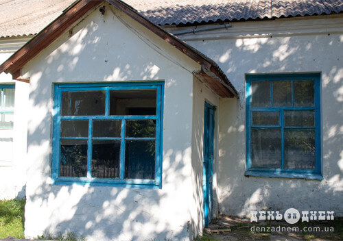 У селі на Шепетівщині нема магазину, втім, є Будинок культури
