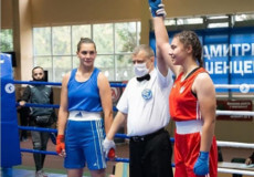 Юнка зі Славути стала трикратною чемпіонкою України з боксу серед жінок