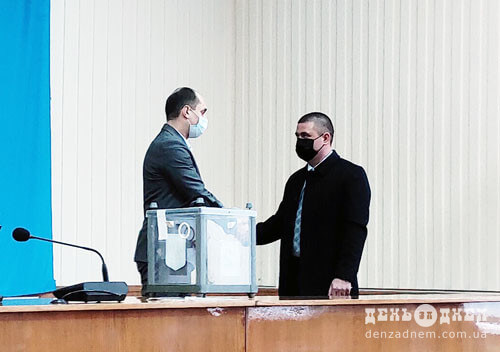 У Шепетівці на другій сесії міської ради затвердили заступників мера, секретаря та обрали виконком