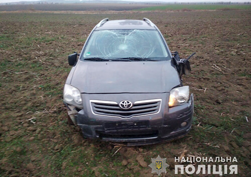 Четверо молодиків з Нетішина викрали автомобіль у іншій області та скоїли ДТП