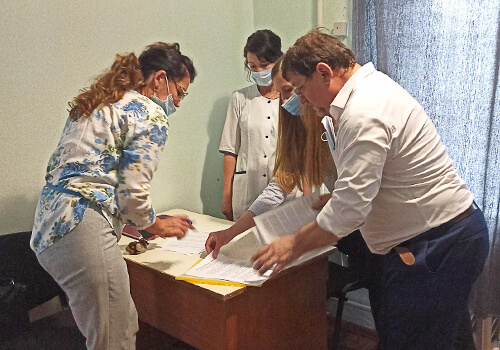 Славутська лікарня отри­мала від Уряду Японії діагностичну систему експертного класу