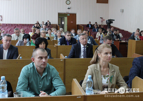 У Шепетівці під час сесії не прийняли звіт одного із заступників міського голови