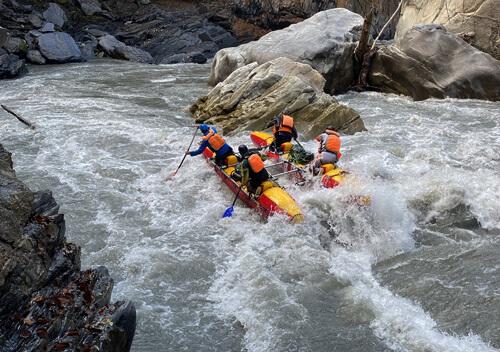 Туристи-водники Хмельниччини підкорили найскладнішу річку Кавказу