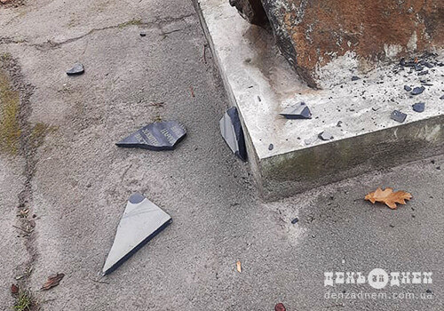 Неподалік райуправління поліції у Шепетівці невідомі знищили ще одну пам’ятну дошку