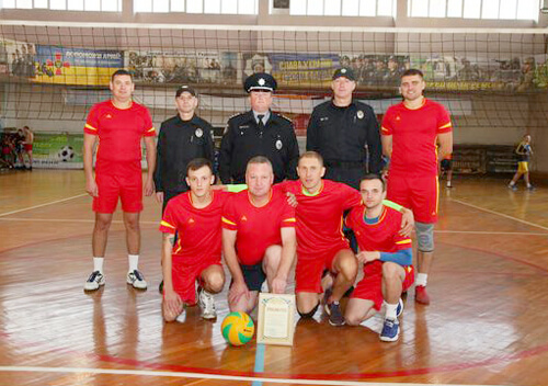 Полісмени Шепетівського РУП вибороли бронзу на чемпіонаті області з волейболу