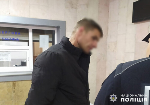 На Хмельниччині знайшли підозрюваного у вбивстві 37-річної продавчині магазину