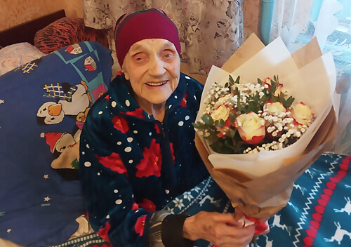 На Шепетівщині бабуся зустрічала гостей з нагоди власного 100-річчя