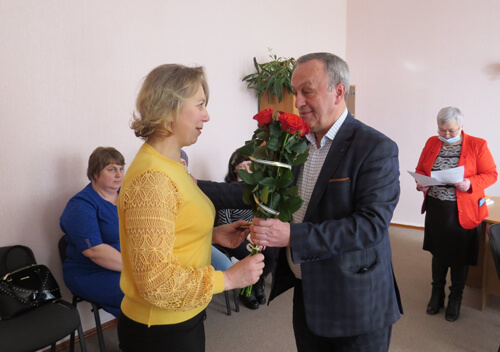 Жінки у Шепетівському районі отримали почесне звання «Матері-героїні»