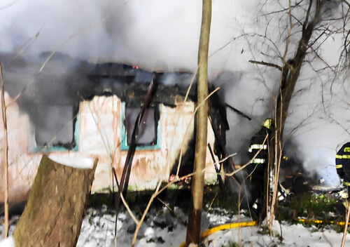 У селі на Шепетівщині через недопалок згорів будинок