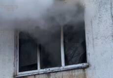 На Хмельниччині пожежники винесли немовля із задимленого помешкання
