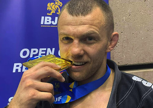 Нетішинець присвятив Україні золоту медаль, яку здобув у Барселоні