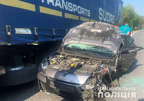На Тернопільщині водійка із сімома дітьми в авто спричинила масштабне ДТП