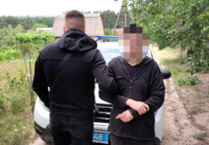 У сусідній з Хмельниччиною області зловмисник 17 років переховувався від в’язниці