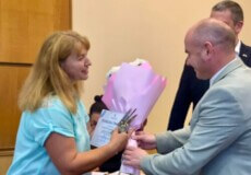 Волонтерка із Нетішина отримала нагороду «Все буде Україна»