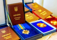 Захисники і Захисниці, які мають особливі заслуги перед Україною, отримуватимуть щомісяця до трьох мінімальних зарплат