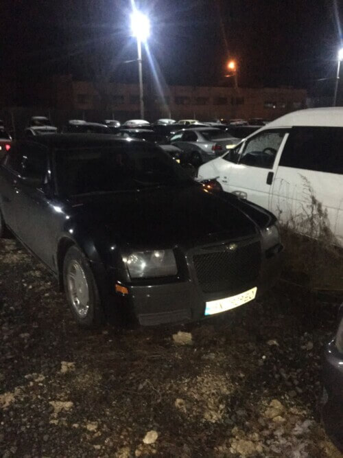 Обмінювали на «кращі» авто: на Хмельниччині злочинна група заволоділа 6 автівками