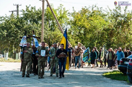 На Білогірщині попрощалися із загиблим Андрієм Миколюком