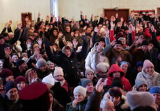 На Шепетівщині селяни двічі збиралися щодо переходу парафії до ПЦУ