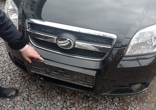 У Шепетівці автомобіль зіштовхнувся із велосипедом