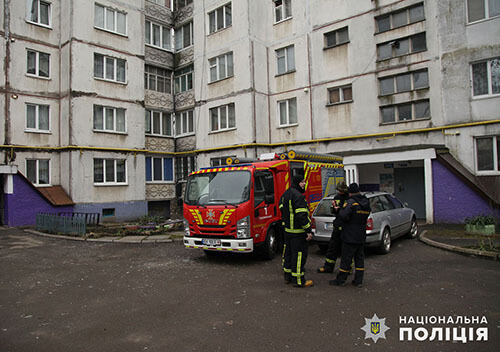 Після вибуху гранати у квартирі виявили мертвим чоловіка з Шепетівщини