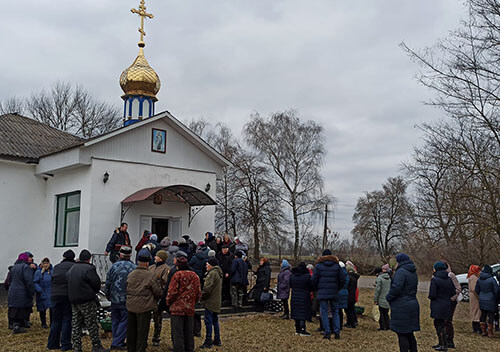 На Шепетівщині селяни прийшли на збори, а священник не прийняв запрошення