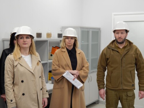 Перший заступник начальника ОВА відвідав елеватор на Шепетівщині: він працює в тестовому режимі