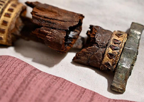 В одному зі столичних офісів переховували артефакти на мільйони доларів США