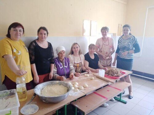 Для двох бригад, які несуть службу на сході, Нетішинська громада передала автівки