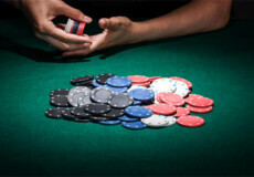 Посібник для початківців про те, як отримувати прибуток, граючи в Покер Онлайн