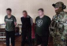 12 українців, чиї рідні у полоні, стали жертвами шахраїв