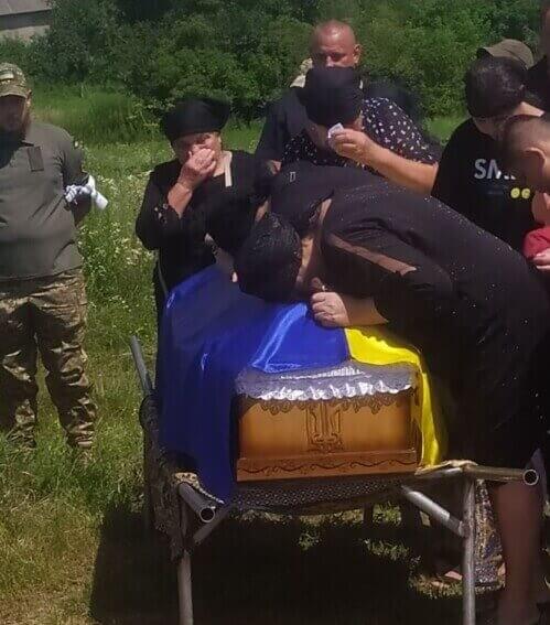 У Судилківській громаді попрощалися із воїном-захисником: його серце перестало битися на Донеччині