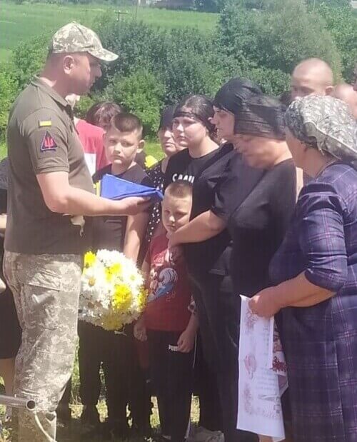 У Судилківській громаді попрощалися із воїном-захисником: його серце перестало битися на Донеччині