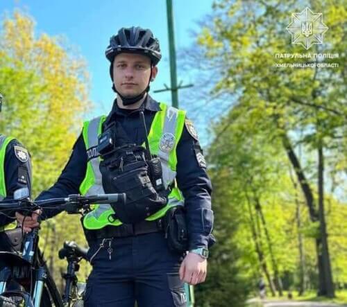 На Хмельниччині чоловік був за крок від непоправного: вчасно прибули полісмени