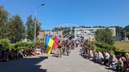 Громада на Шепетівщині попрощалася з Героєм, який загинув ще у червні